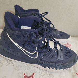 Kyrie 1 Shoes